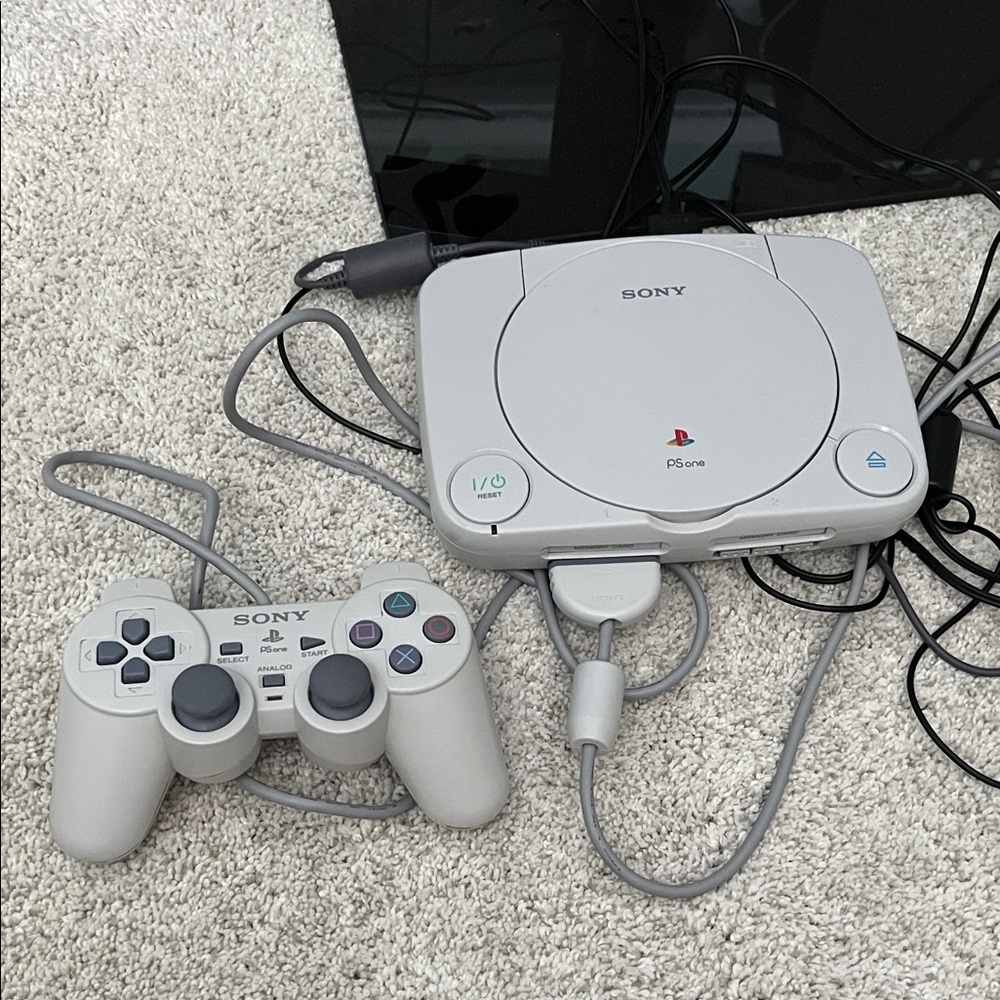 Classic Sony PS One Console with Controller - Light Grey